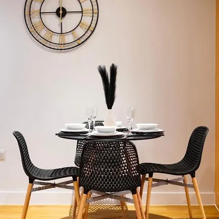 Tq Luxurious 2 Bed Flat Apartment Birmingham Exterior photo