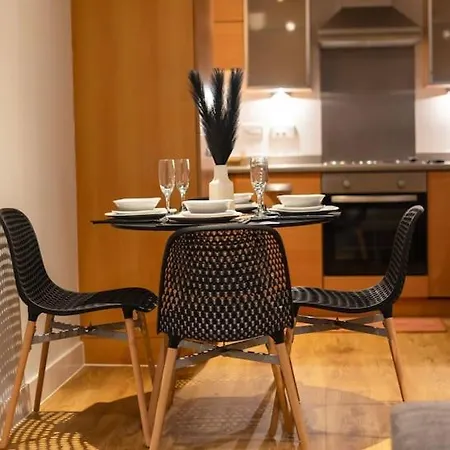 Tq Luxurious 2 Bed Flat Apartment Birmingham Exterior photo