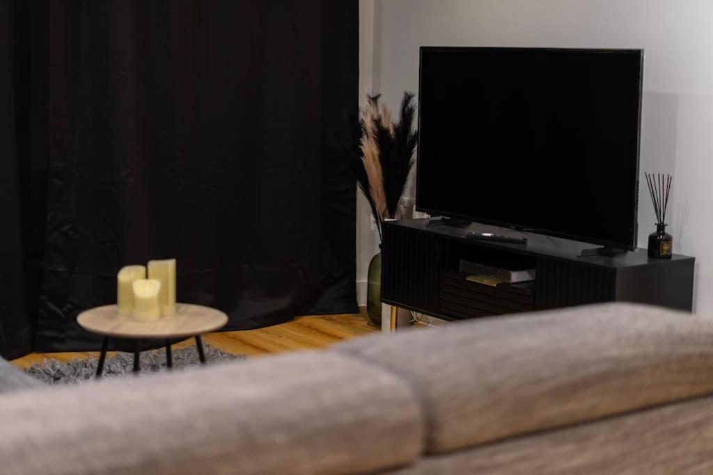 Tq Luxurious 2 Bed Flat Birmingham
