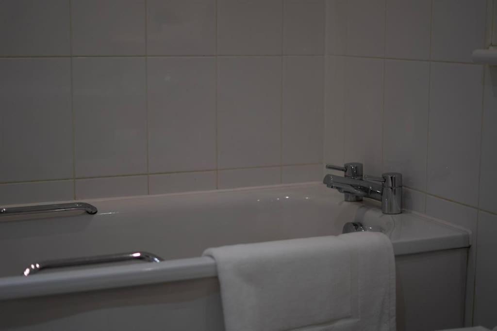 Apartment Tq Luxurious 2 Bed Flat